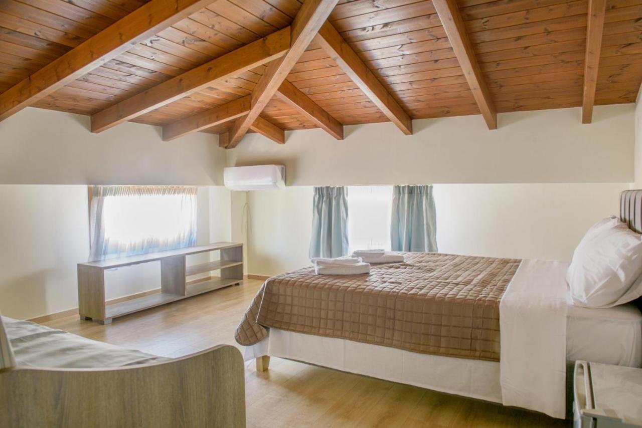 3D Iliadis Suites Ierissós Esterno foto