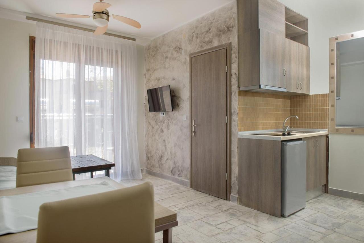 3D Iliadis Suites Ierissós Esterno foto
