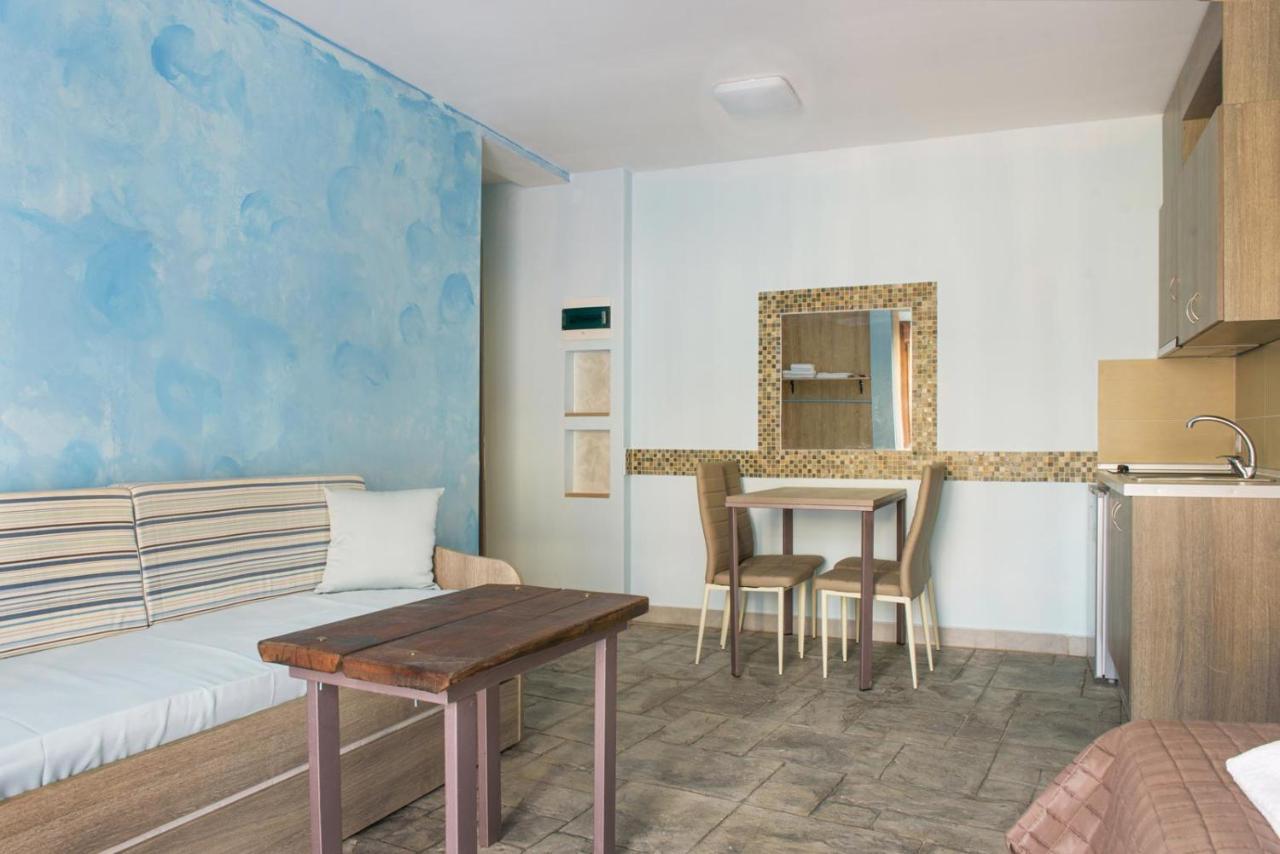3D Iliadis Suites Ierissós Esterno foto