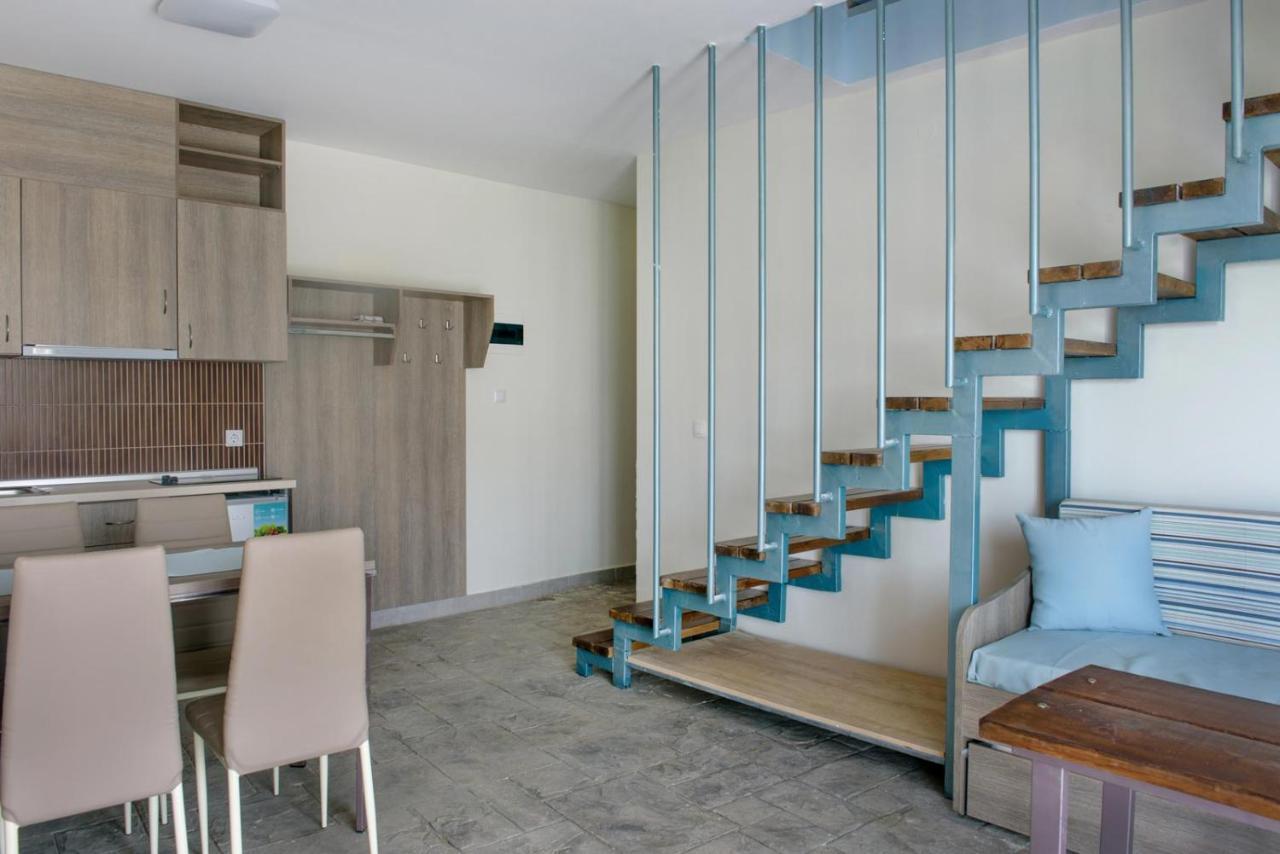 3D Iliadis Suites Ierissós Esterno foto